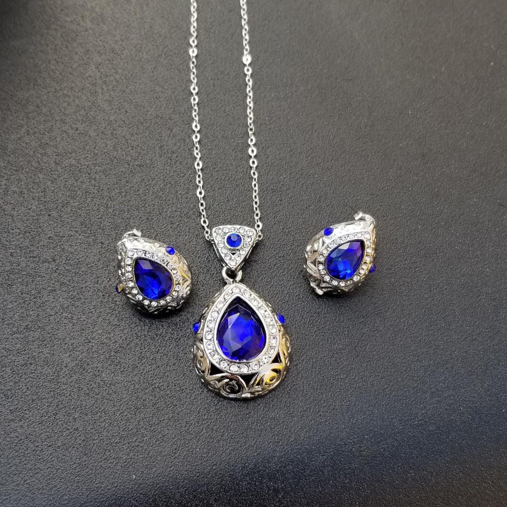 2/15$ VINTAGE Sapphire and Silver Set